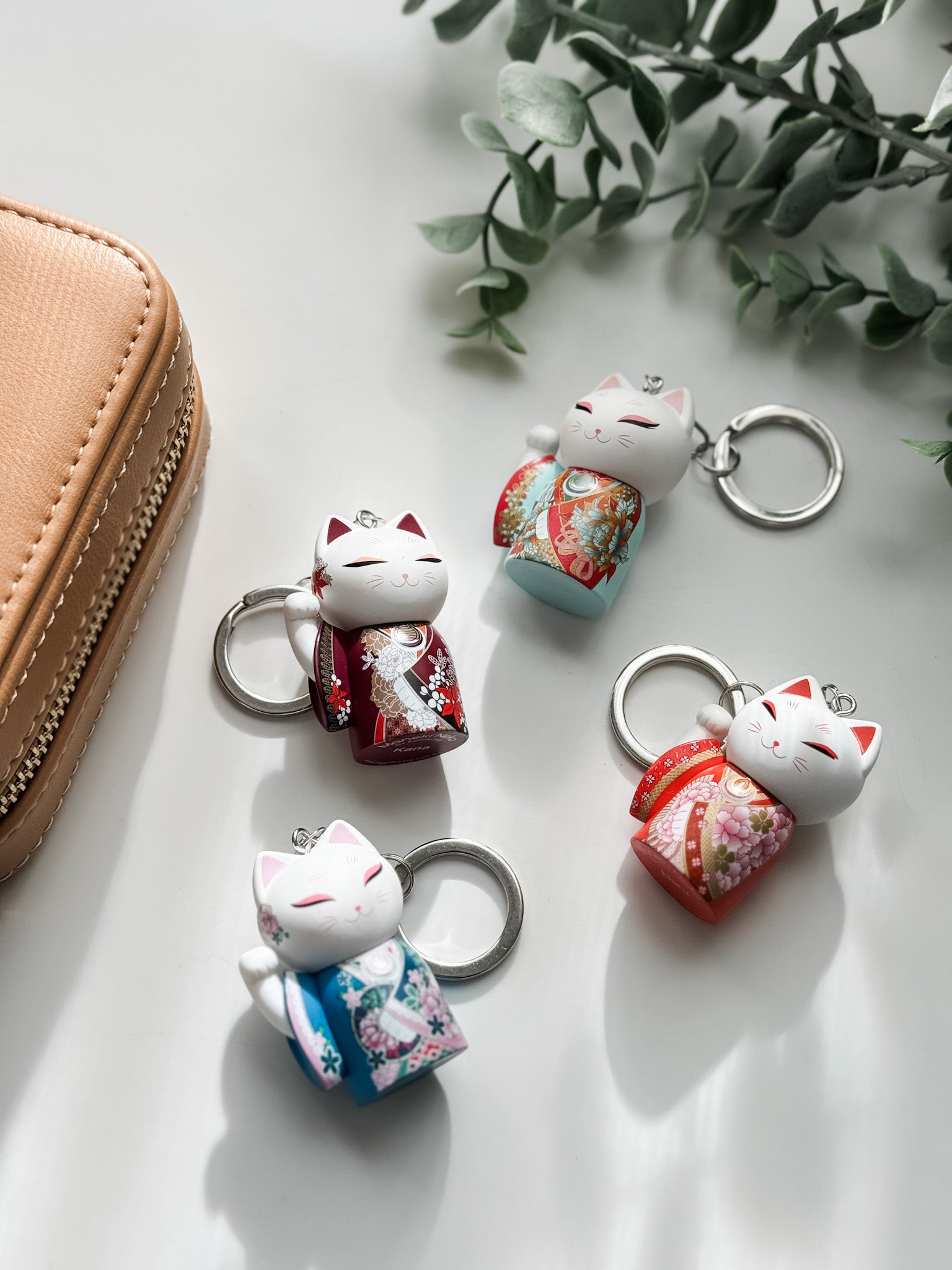 Maneki Neko Figurines Keychains