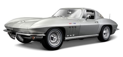 Maisto 1:18 1965 Chevrolet Corvette metallic silver diecast model with bonnet and doors open showing engine bay