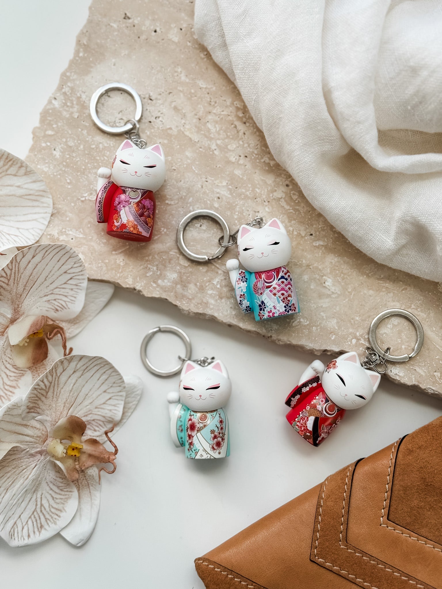 Maneki Neko Figurines Keychains
