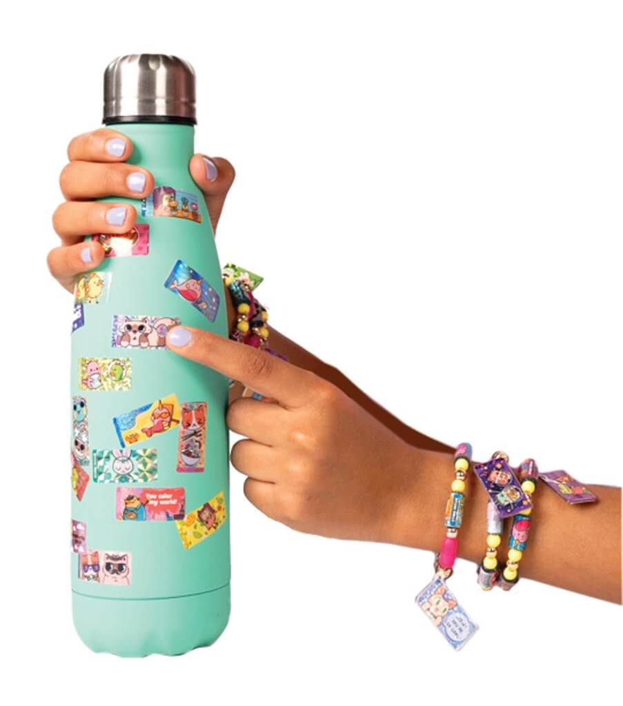 Sticki Rolls Sticki Station, 320 Kawaii-themed Stickers, 144 colorful beads, 2 necklace pendants