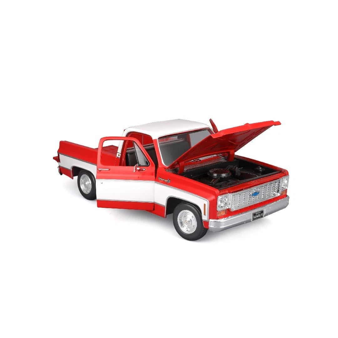 Maisto 1/18 Diecast Special Edition 1974 Chevrolet C10 Cheyenne Super Red Model