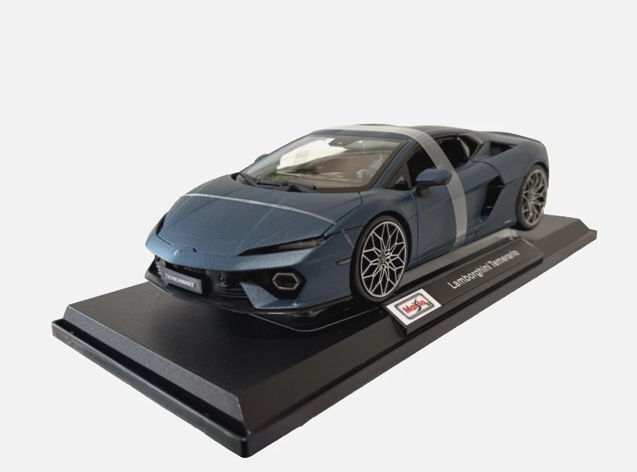 Maisto 1/18 Lamborghini Temerario Special Edition Die Cast Model Car